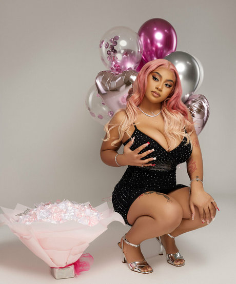 milkmamijasfree onlyfans nsfw