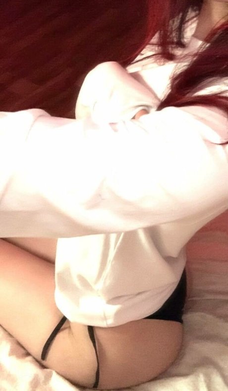 M uselessbeauty onlyfans photos