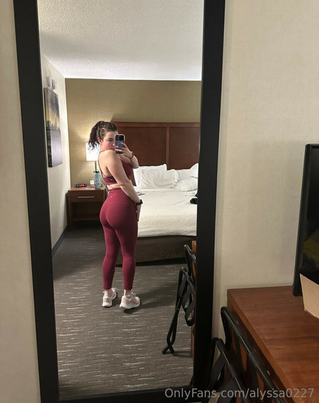 alyssa0227 onlyfans naked