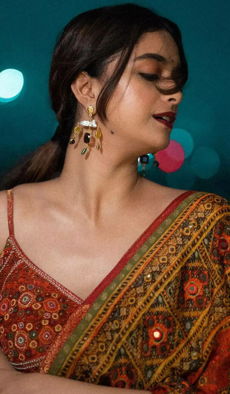 Keerthy Suresh nudes only fans