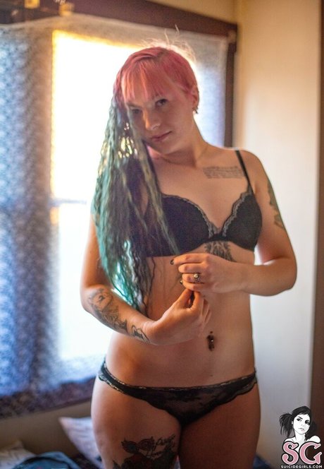 Venomousrose on onlyfans