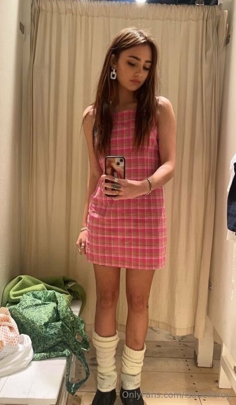 isabellaroy onlyfans archive