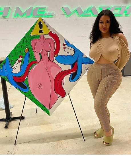 Roxsana Diaz onlyfans nude pics