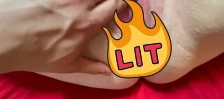 bbwgoddesssara onlyfans striptease