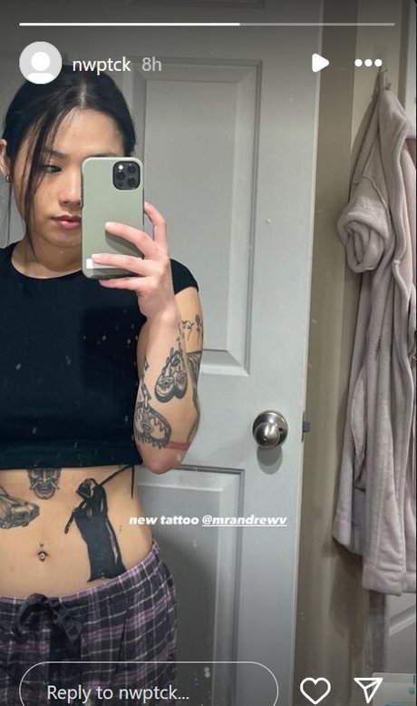 InterestingArm3927 onlyfans leak ass