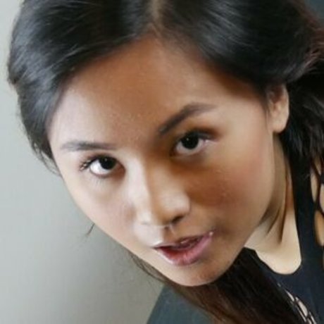 Elle Voneva leak onlyfans nude