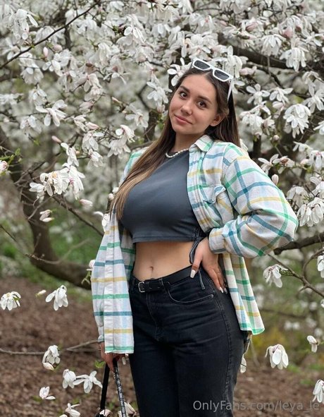 leya le onlyfans full