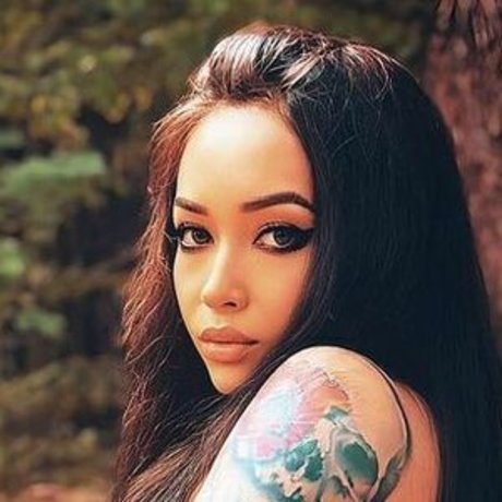 kisha kiss onlyfans leak new