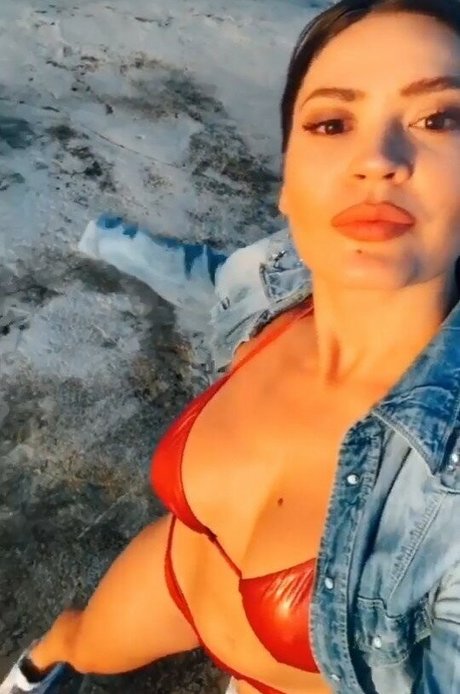 Ella Anastasiou onlyfans sexy