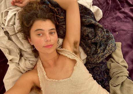 lolahippy naked onlyfans leak