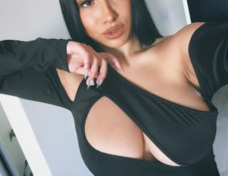 zoefernanddez onlyfans leaks porn