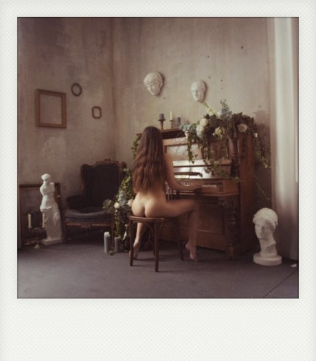 Avrelia Amaris onlyfans leaked