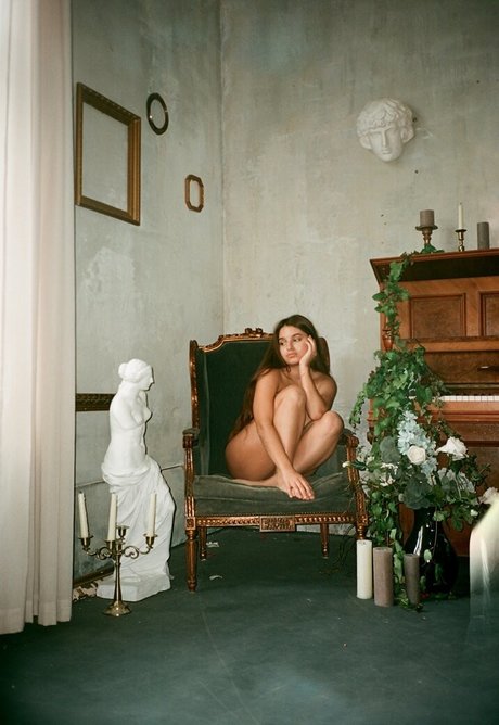 Avrelia Amaris onlyfans ass