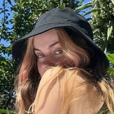 Gravedweller only fans nudes