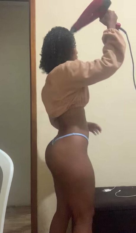 Evelyn Silva onlyfans leajs