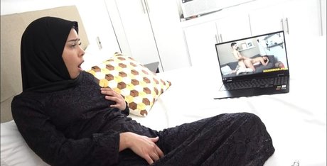 niksindian onlyfans model photo