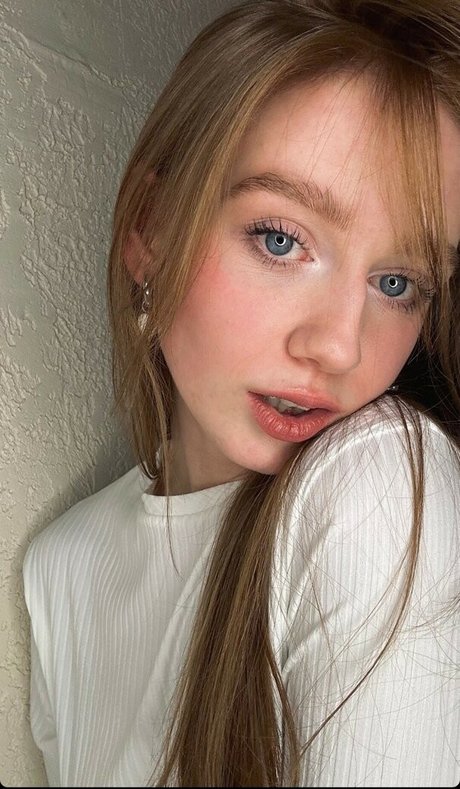 lizzy blaze onlyfans leak porn