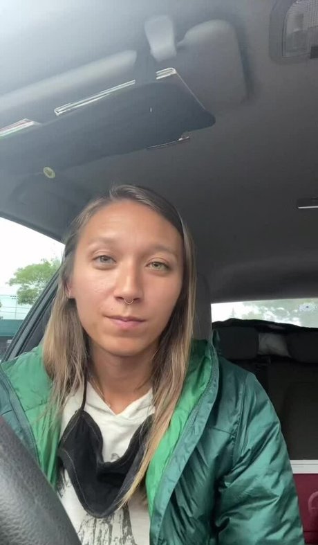 Nikita Crump naked onlyfans leaks