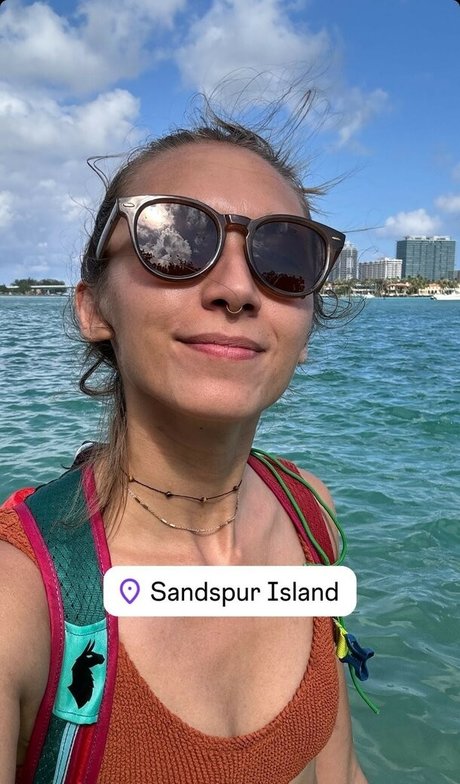 Nikita Crump nsfw onlyfans