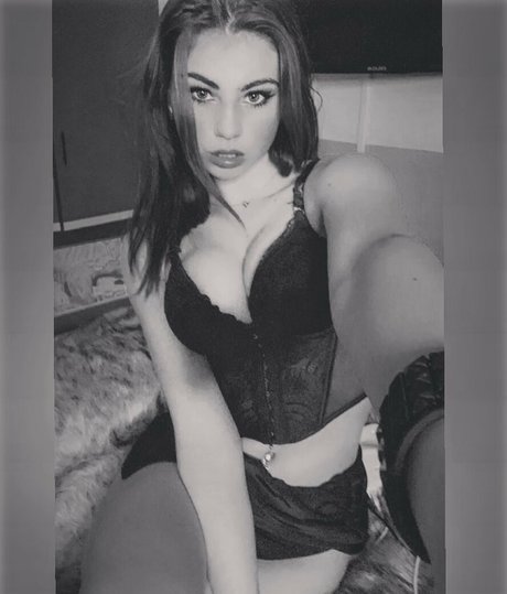 skyepastapins onlyfans images