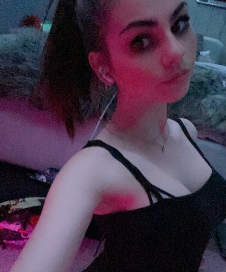 skyepastapins sex onlyfans