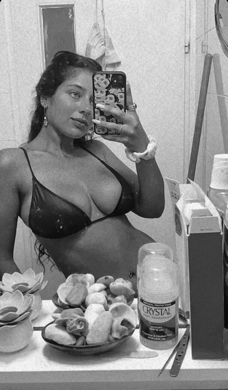 Li Yam Dvash only fans photos