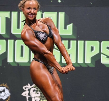 hundredpercentfrankie only fans nude leaks