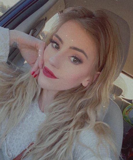 Abby After Dark xxx only fans