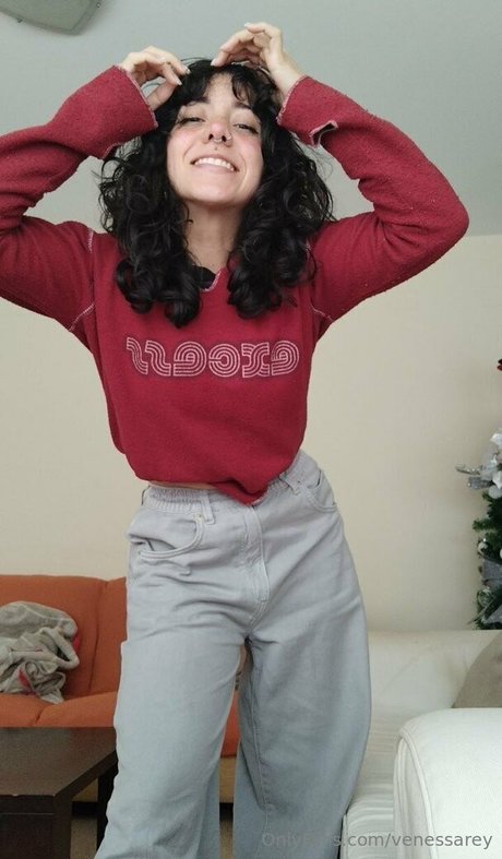 venessarey onlyfans lean