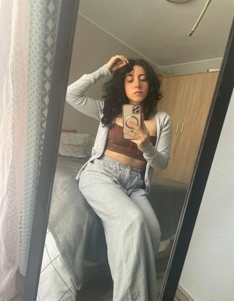 venessarey onlyfans free content