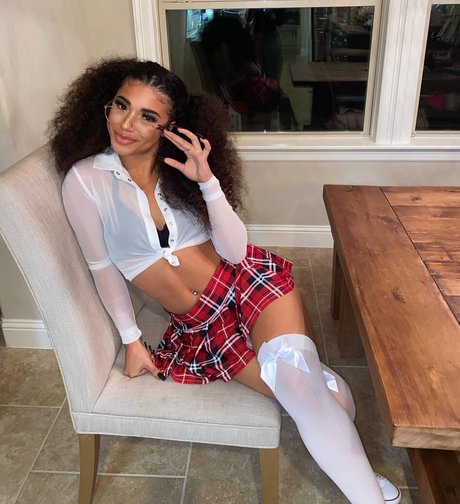 Journi Carr onlyfans porn nude