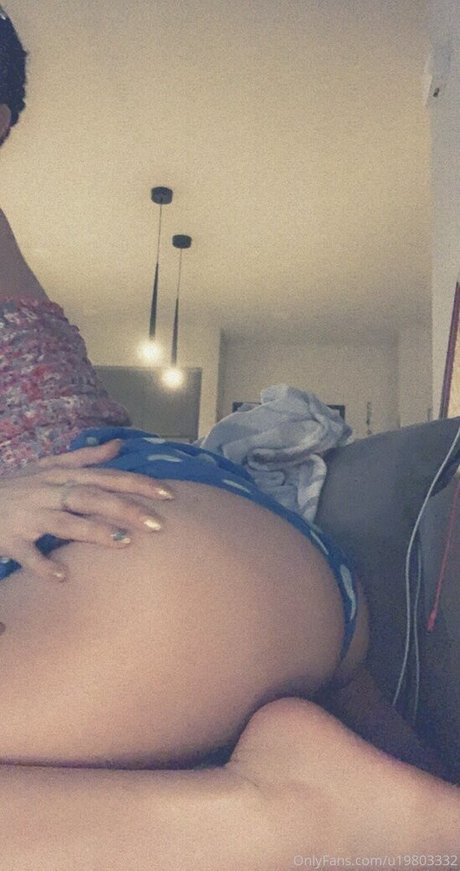 Sara Mariam onlyfans desnuda