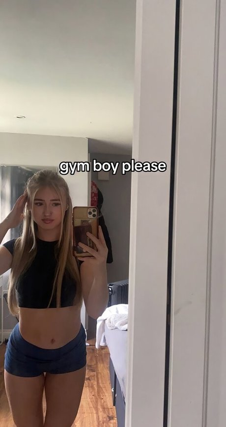 a mae 04 onlyfans content leaked