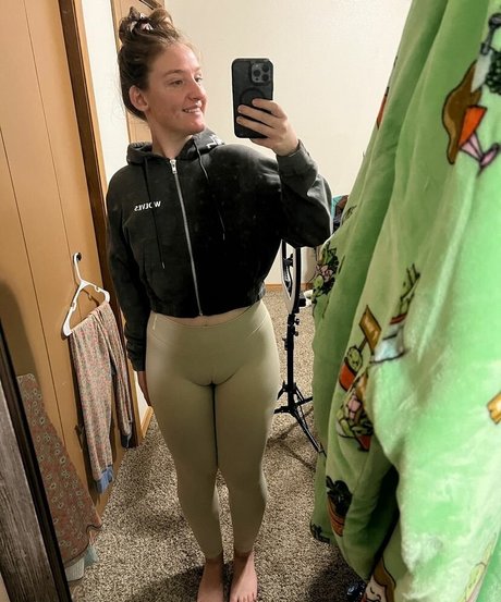 Adorablelilli onlyfans desnuda