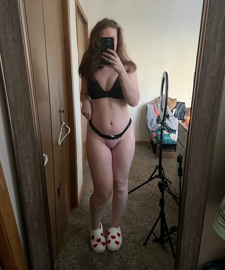 Adorablelilli topless onlyfans