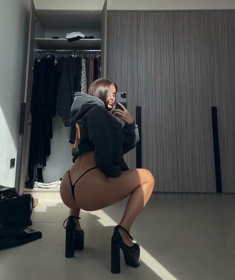 Alina garage nude onlyfans