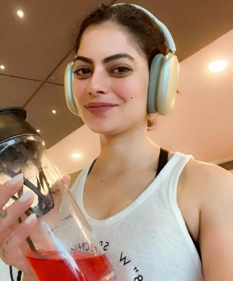 curvy amateur onlyfans free sex print