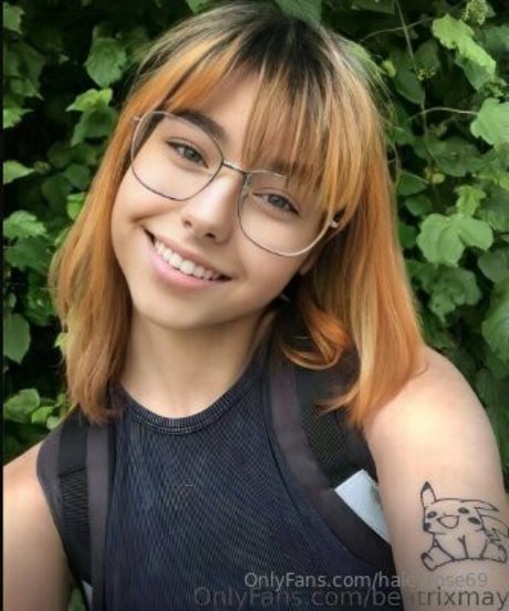 female influencer onlyfans art nude shots