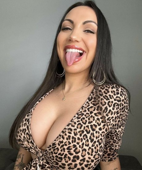 Crueltyfreecurves  images