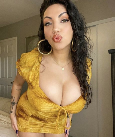 Crueltyfreecurves onlyfans porn leaked