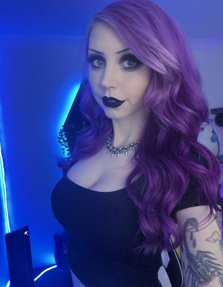 sp00kybimbo naked onlyfans