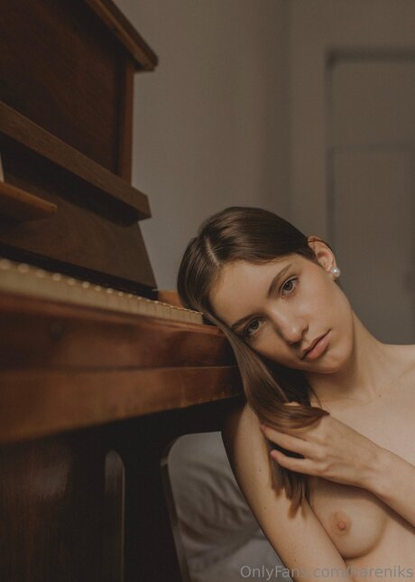 hareniks onlyfans star