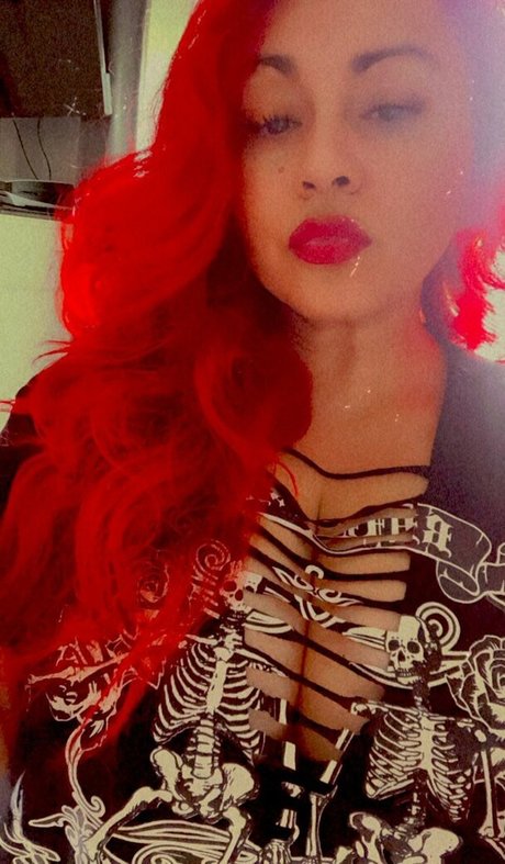 Sassigirl69 Profile image