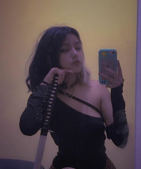 __yozzzi__ naked leaked onlyfans