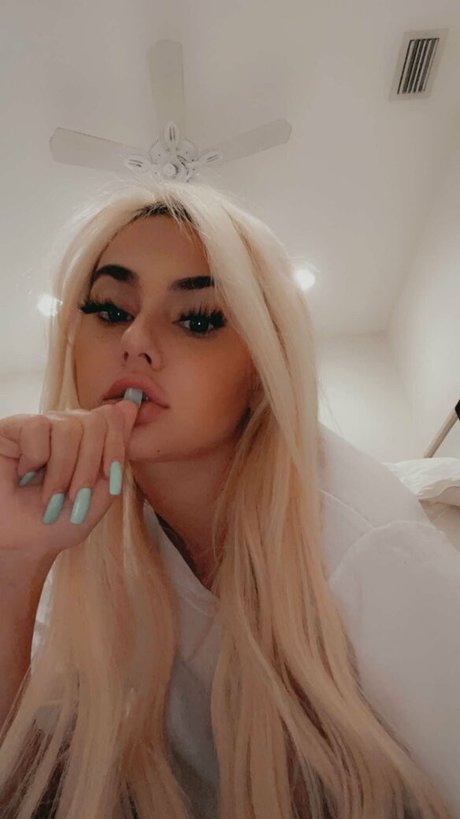 olivia snow69 onlyfans leak fuck