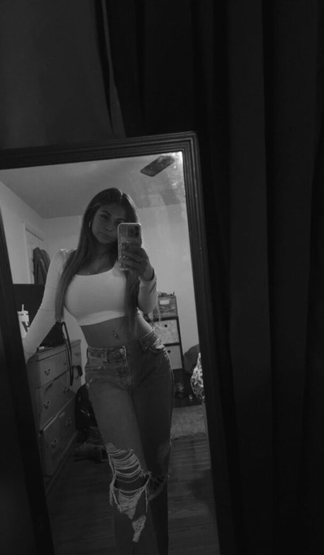 Ava Schillaci onlyfans leaked xxx