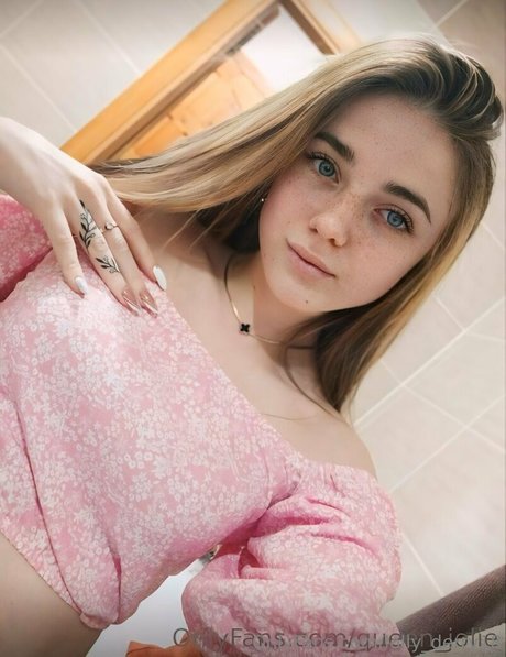 lolly derry18 xxx only fans