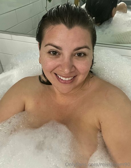 missboom90 onlyfans nude pics