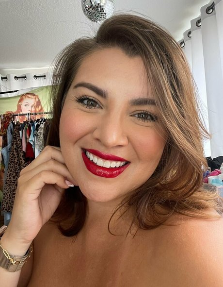 missboom90 naked onlyfans pics