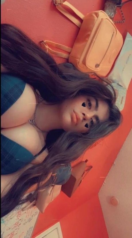 Emiliatorres55 fans only